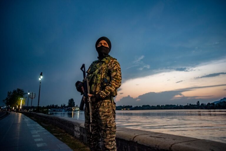 Trump Pledges to Resolve Kashmir Dispute as India-Pakistan Ceasefire Holds